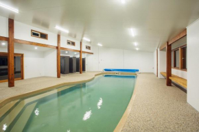 Island Escape with 12m Indoor Pool